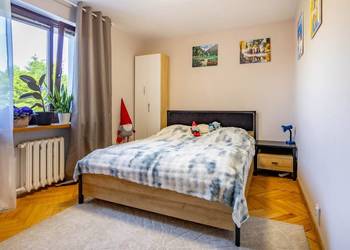 3 osobne pokoje + salon z aneksem kuchennym z wyjściem na balkon