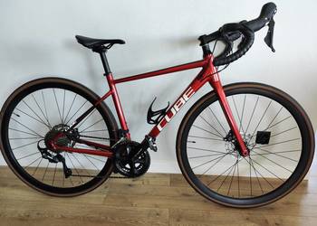 Rower szosowy Cube Attain SL SHIMANO 105, hydrauliczne hamulce S/M  bardzo