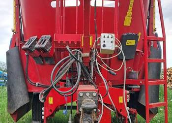 Wóz paszowy,Paszowóz BVL V Mix 8