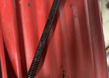 Volvo Penta 5.0 śruba mocująca pokrywę zaworów