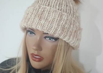 Czapka damska ręcznie robiona