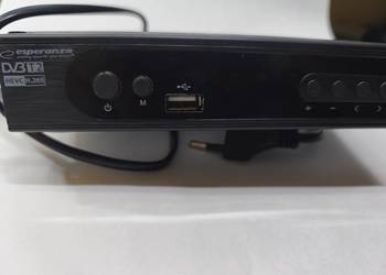 Sprzedam dekoder Esperanza DVB T2. EV106R