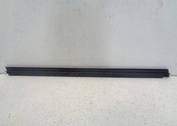 LISTWA SZYBY WEW. LEWY PRZÓD SUZUKI SX4 S-CROSS