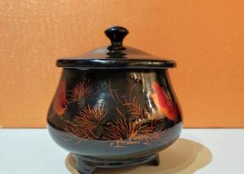 czarna szkatułka puzderko z laki złote rybki welony  wietnamskie japońskie