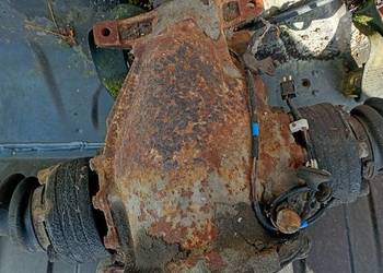 MERCEDES W126 DYFERENCJAŁ 2,47