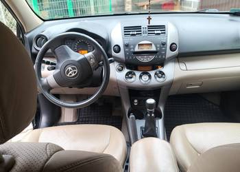 Sprzedam Toyota RAV4 136KM