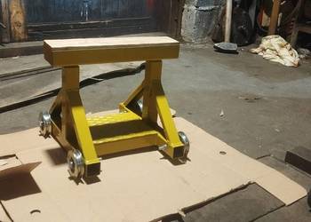 wózek do rozpoławiania ćiągników