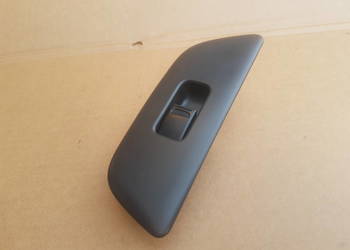 Suzuki Ignis MH Subaru G3X Justy panel włącznik szyby prawy