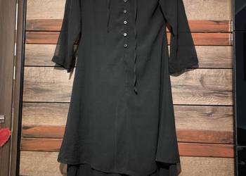 Czarna długa sukienka z kapturem, abaya, muzułmanka