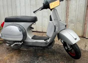 Vespa t5 rok 1981 poj. 200 cm