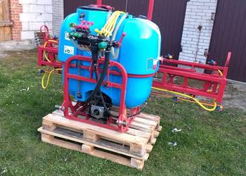 Opryskiwacz 400l 12m