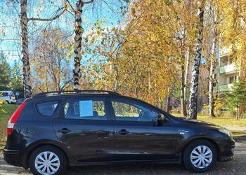 Sprzedam zadbane, wygodne, przestronne auto Hyundai i30 CW