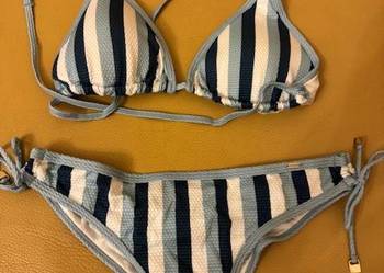 Strój kąpielowy znanej marki francuskiej Change w kolorze niebieskim i gran