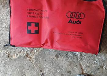 Apteczka samochodowa audi a6c6 awant, cał sprawna wyposażona.