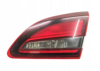 LAMPA TYŁ W KLAPĘ PRAWA SEDAN EU LIFT  90015173 Opel Astra IV J