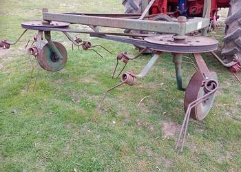 Pająk, przetrząsarka do słomy siana