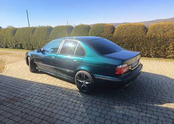 BMW E39 523i
