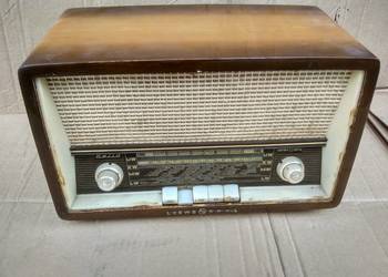 Radio lampowe Loewe  Opta Bella gra Radio lampowe Loewe  Opta Bella gra