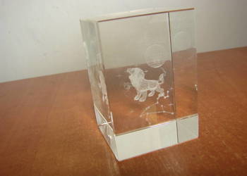 Lew - znak zodiaku, przycisk szklany