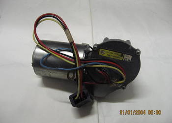 SKODA nowy silnik wycieraczek PAL auto PRL