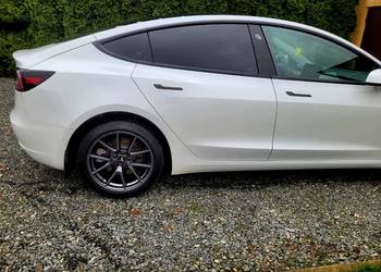 Tesla 3 Long Range 4x4 Salon Polska Boost