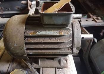 Silnik indukcyjny 3 fazowy tamel 2.2 kw nowy orginalny z prl