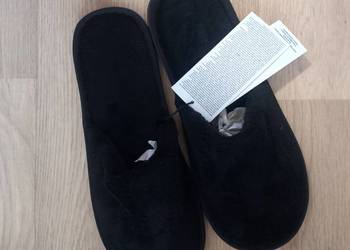 kapcie męskie z miękką wyściółką Sinsay