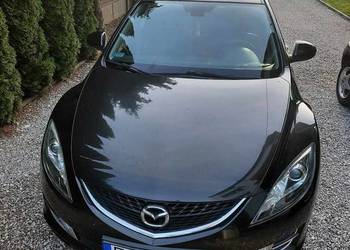 Auto w stanie dobrym. Długi termin przeglądu i ubezpieczenia