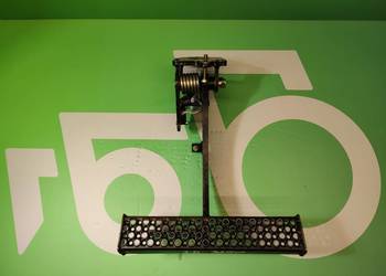 Dźwignia Pedał hamulca nożnego AZ55427 John Deere 3400
