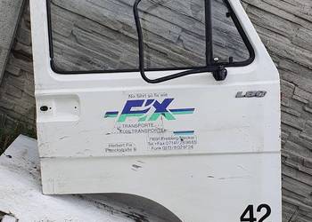 MAN VW L80 DRZWI PRAWE BEZ RDZY
