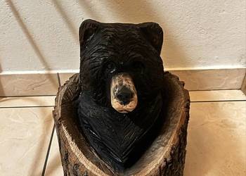 Rzeźba niedźwiedzia ręcznie rzeźbiona