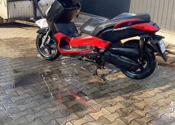 Yamaha Xmax 125