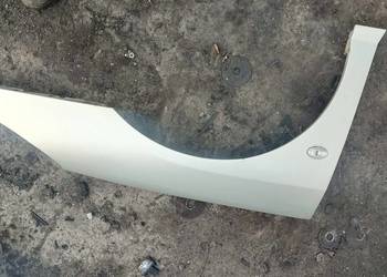 Błotnik prawy lewy przód przedni Peugeot 407 KCVD