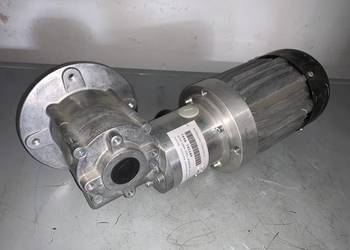Lenze SSN40-1GHAR-056C22 0,24kW 1,49/0,86A  Servomotor