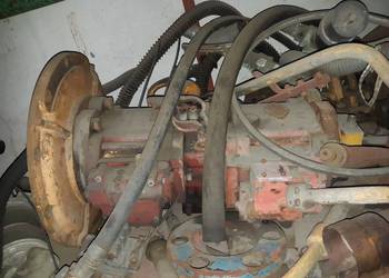 Pompa równiarki asfaltu Mercedes V6 V8