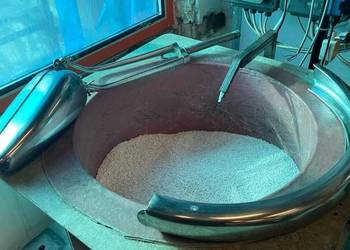 Wibropolerka - maszyna do obróbki wibrościernej Wibropolerka - maszyna do obróbki wibrościernej