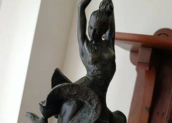 Figura z BRĄZU wys 46 cm SYGNOWANA