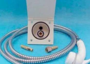 Prysznic zewnetrzny ze słuchawką i wężem Reich