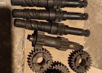 Element skrzyni Delta Karpaty Riga 50 NOWY długi wałek