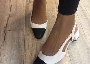 (41) Biało - czarne niskie czółenka wieczorowe z odkrytą Pięta, Nowe