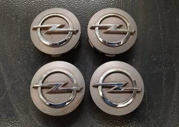 Dekielek kołpak Opel 13306610 cena za sztukę 64mm