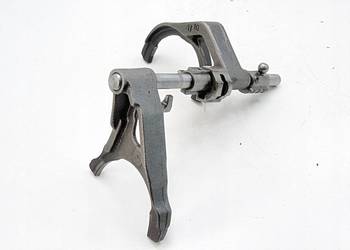 Widełki wybierak skrzyni biegów K9A0 Kia Carens I II Shuma 1.8 2.0