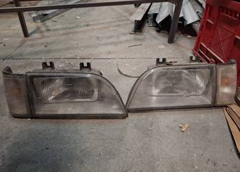 Polonez reflektory lampy przednie  z kierunkowszami Caro