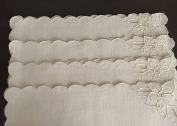 Serwetki lniane z haftem, Nowe, 100% len, 32x32