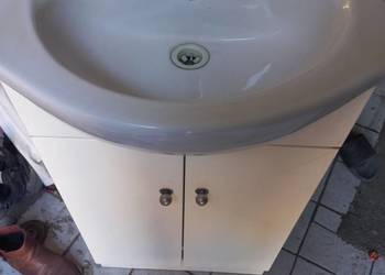 Umywalka z szafką + kran