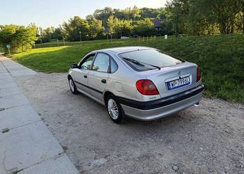 Toyota Avensis 1.8 gaz LPG długie opłaty.