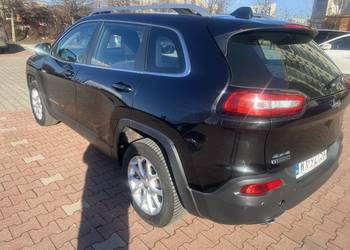Jeep Cherokee 2.0 MJD Active Drive I Longitude - salon Polska