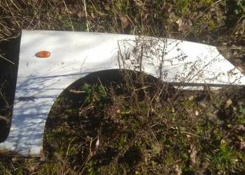 Błotnik Daewoo Nubira 2 prawy biały Błotnik Daewoo Nubira 2 prawy biały