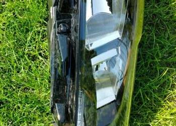 Sprzedam reflektor VW T CROSS