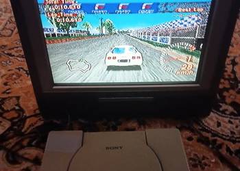 konsola sony playstation.